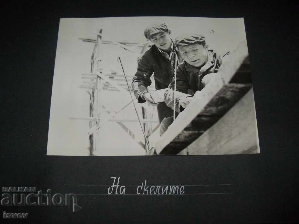 Huge, luxurious social album with photos of social youth - 5 Huge, luxurious social album with photos of social youth - 5