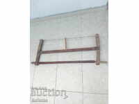 Стар ръчен трион