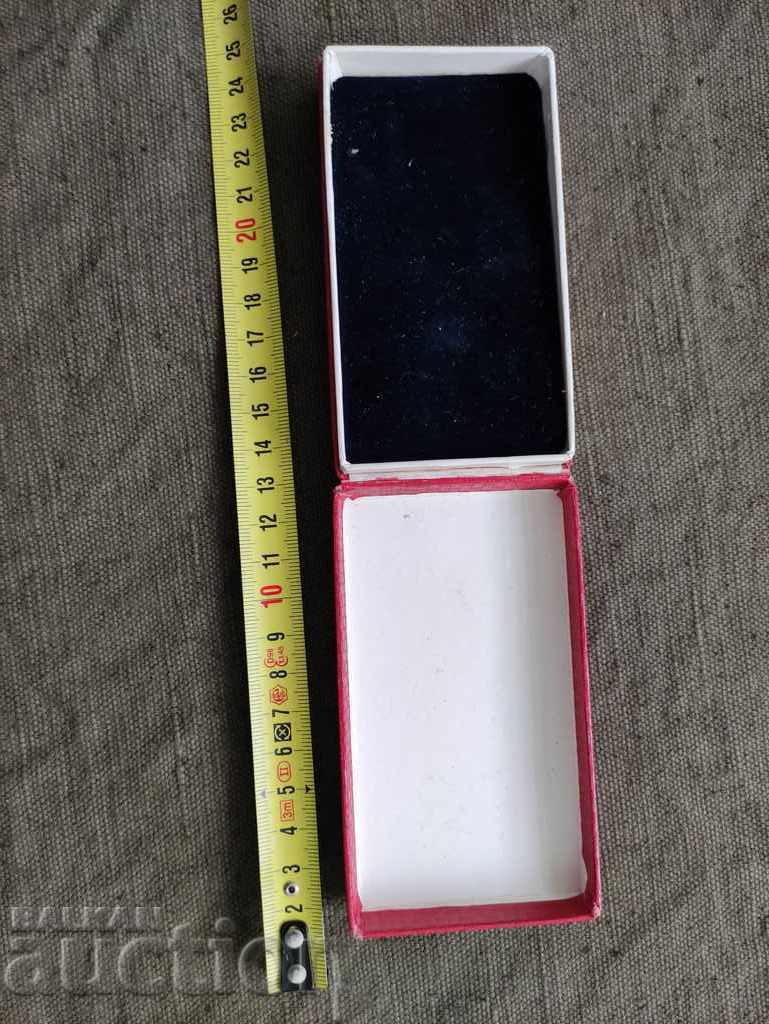 Livrarea Cutie pentru o medalie, insignă, semn 2 Livrarea Cutie pentru o medalie, insignă, semn 2
