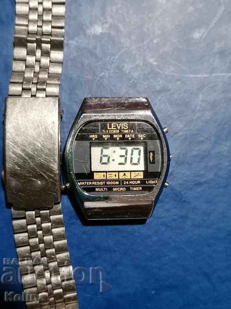 Levis electronic quartz watch