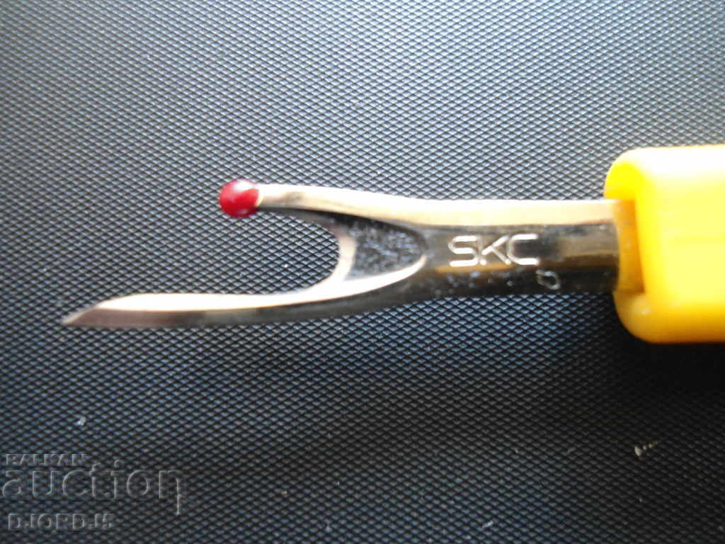 Auction Old sewing tool, JAPAN Auction Old sewing tool, JAPAN