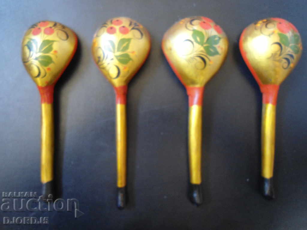 Delivery of Souvenir painted wooden spoons Delivery of Souvenir painted wooden spoons