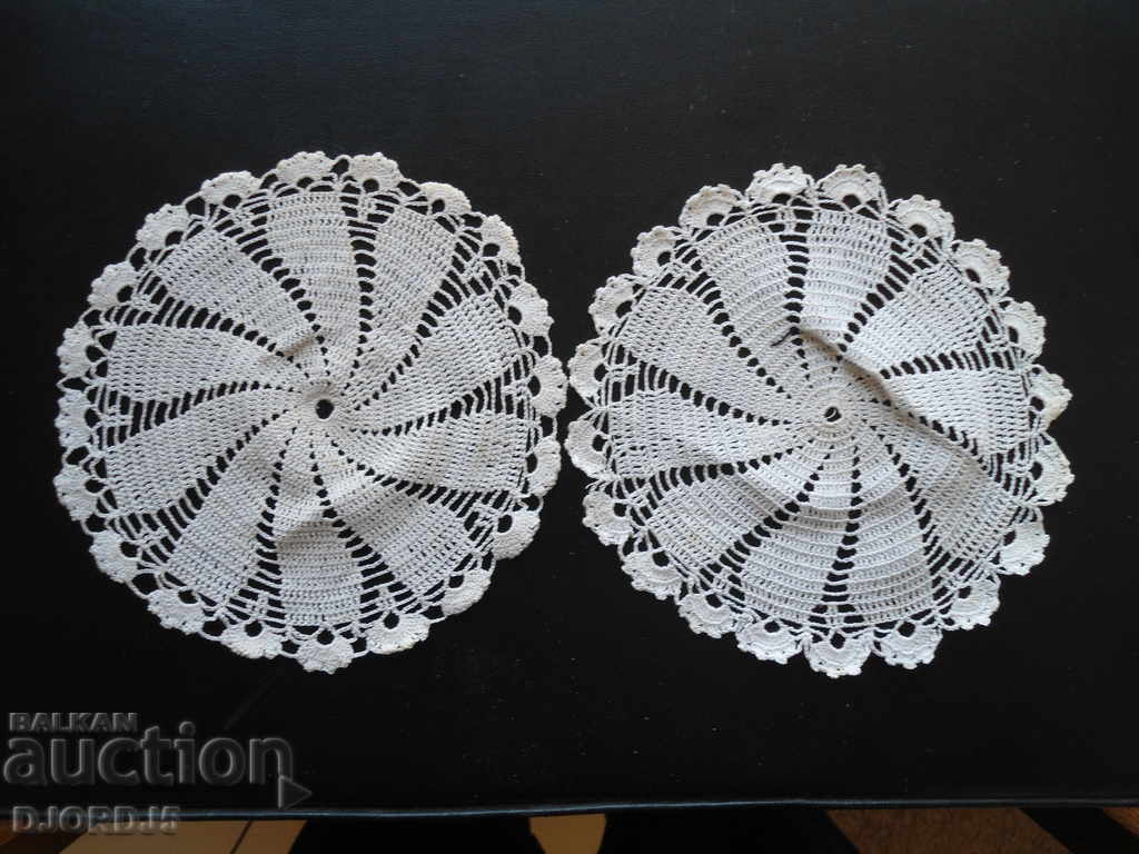 Περίοδος αναμονής καραντίνας, 2 κομμάτια, εθνικότητα, λαογραφία με τιμή 5.00 BGN | € 2.56