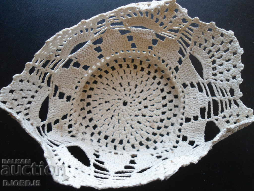 Waiting, crochet pad, ethnicity, folklore with price 5.00 BGN | € 2.56 Waiting, crochet pad, ethnicity, folklore with price 5.00 BGN | € 2.56