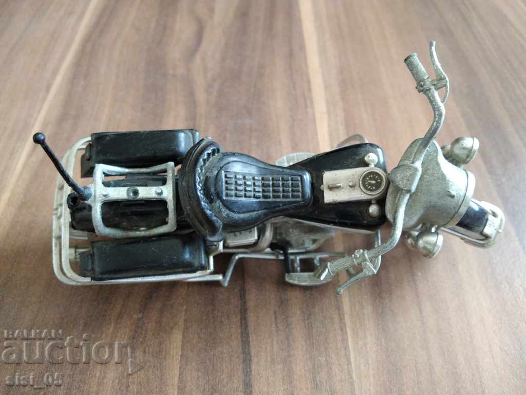 Delivery of Old metal, plastic HARLEY DAVIDSON motor Delivery of Old metal, plastic HARLEY DAVIDSON motor