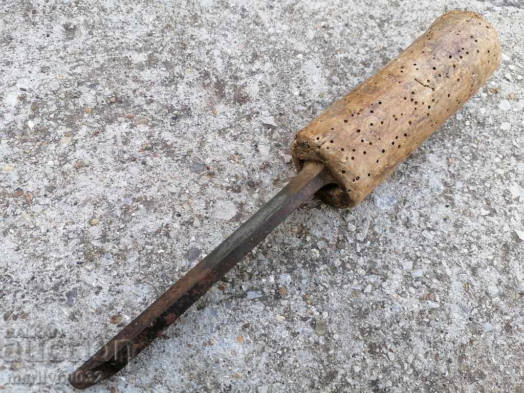 Livrarea Instrument de prelucrare a lemnului cu daltă de marcă veche Livrarea Instrument de prelucrare a lemnului cu daltă de marcă veche