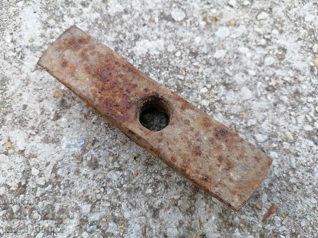 Auction  Chuck for hair sticking, hammer, forging tool, primitive