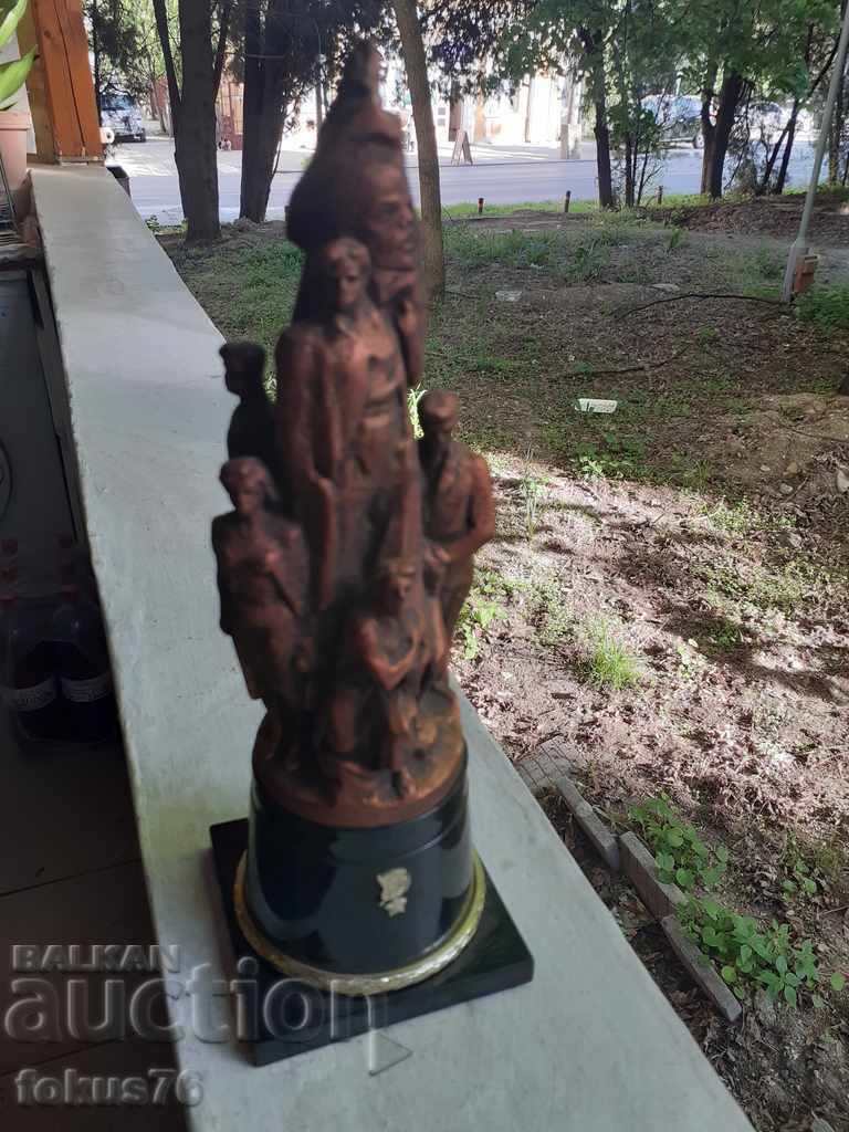 Old Russian - Soviet statuette Lenin and others with price 90.00 BGN | € 46.02 Old Russian - Soviet statuette Lenin and others with price 90.00 BGN | € 46.02