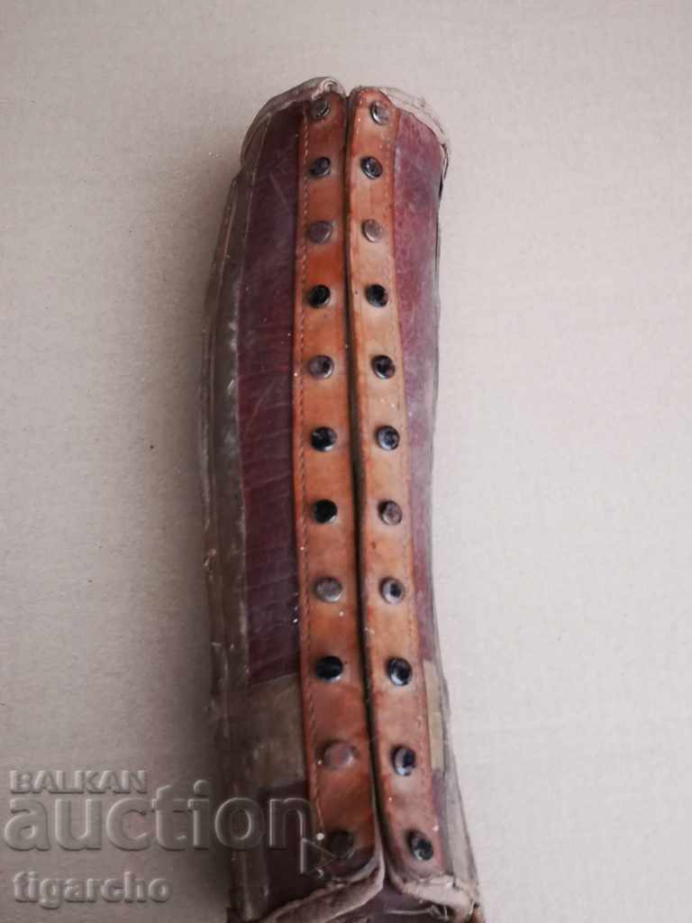 Old foot splint with price 300.00 BGN | € 153.39 Old foot splint with price 300.00 BGN | € 153.39