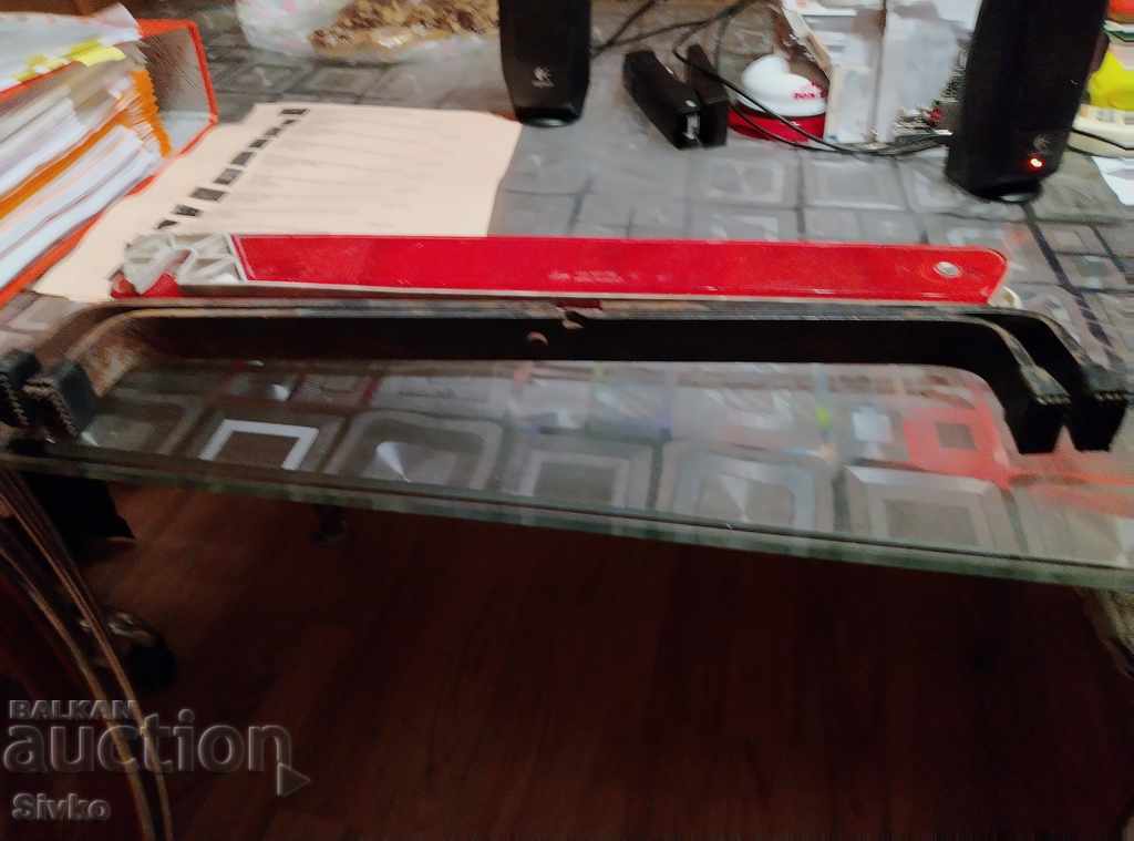 Reflective emergency triangle stable with price 2.99 BGN | € 1.53