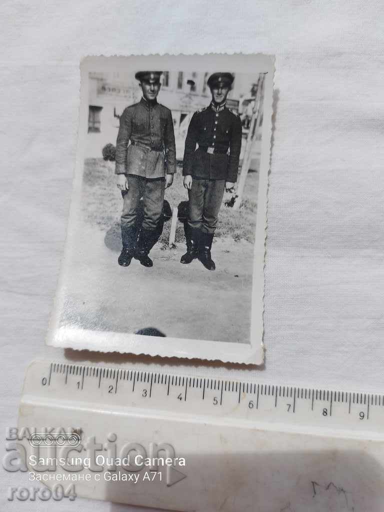 PILOTS - WW II - 5 PILOTS - WW II - 5