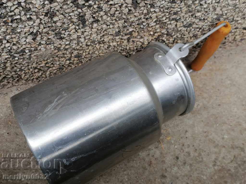Aluminum container for a milk barreled drum binon - 6 Aluminum container for a milk barreled drum binon - 6