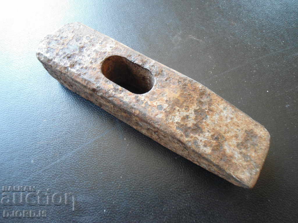 An old hammer with price 2.00 BGN | € 1.02