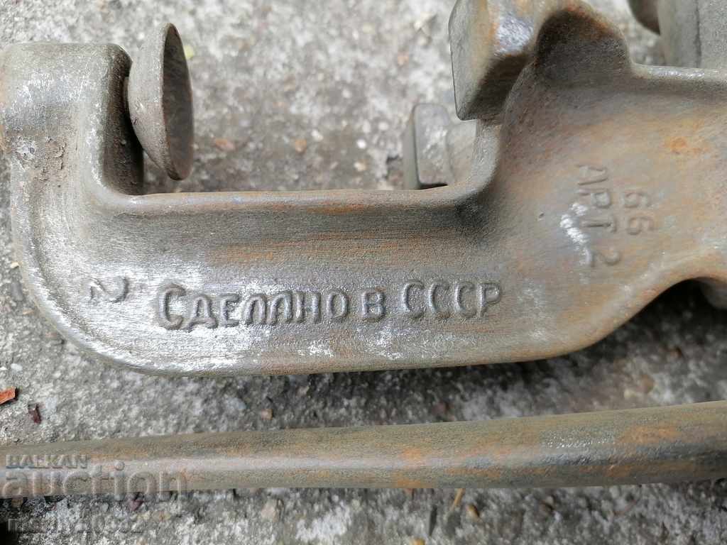 Παράδοση Παλιά μηχανή για να αλέσει την μηχανή κοπής κιμά