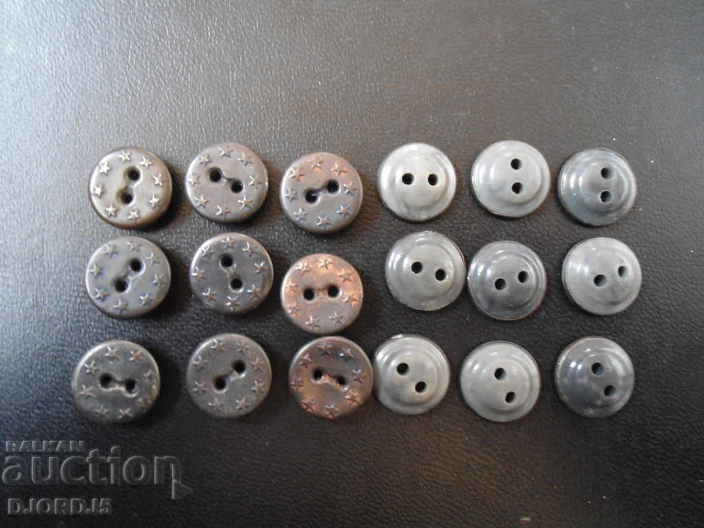 Lot of old buttons - 5 Lot of old buttons - 5