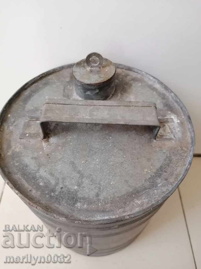 Old metal galvanized tube, bucket, container with price 45.00 BGN | € 23.01 Old metal galvanized tube, bucket, container with price 45.00 BGN | € 23.01