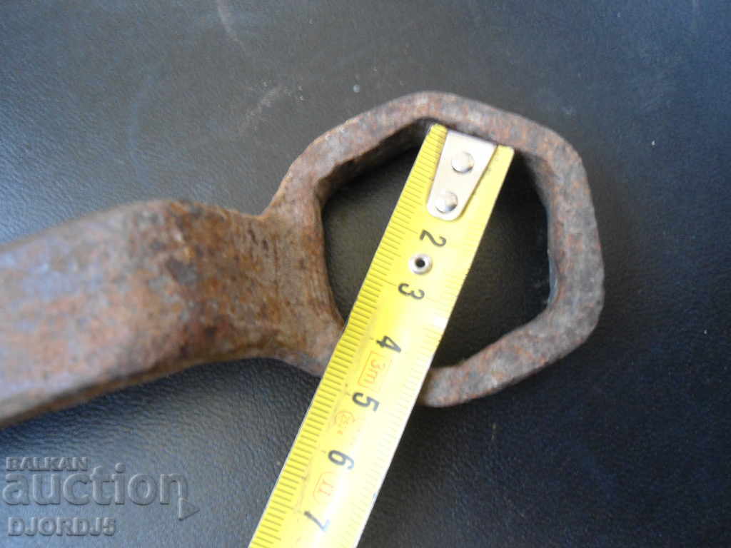 Old key with price 2.00 BGN | € 1.02 Old key with price 2.00 BGN | € 1.02