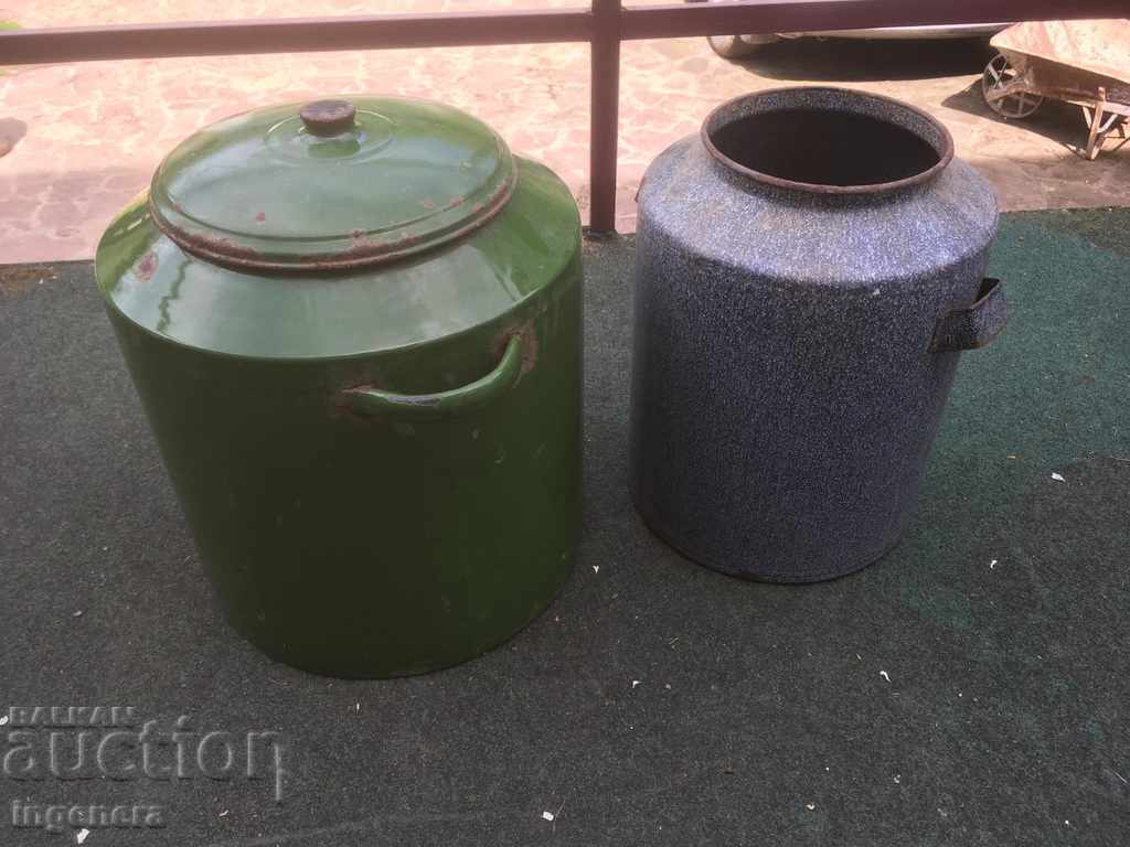 DISH ENAMELED WITH HUGE LID-50 LITERS FROM SOCA-1977 - 7 DISH ENAMELED WITH HUGE LID-50 LITERS FROM SOCA-1977 - 7