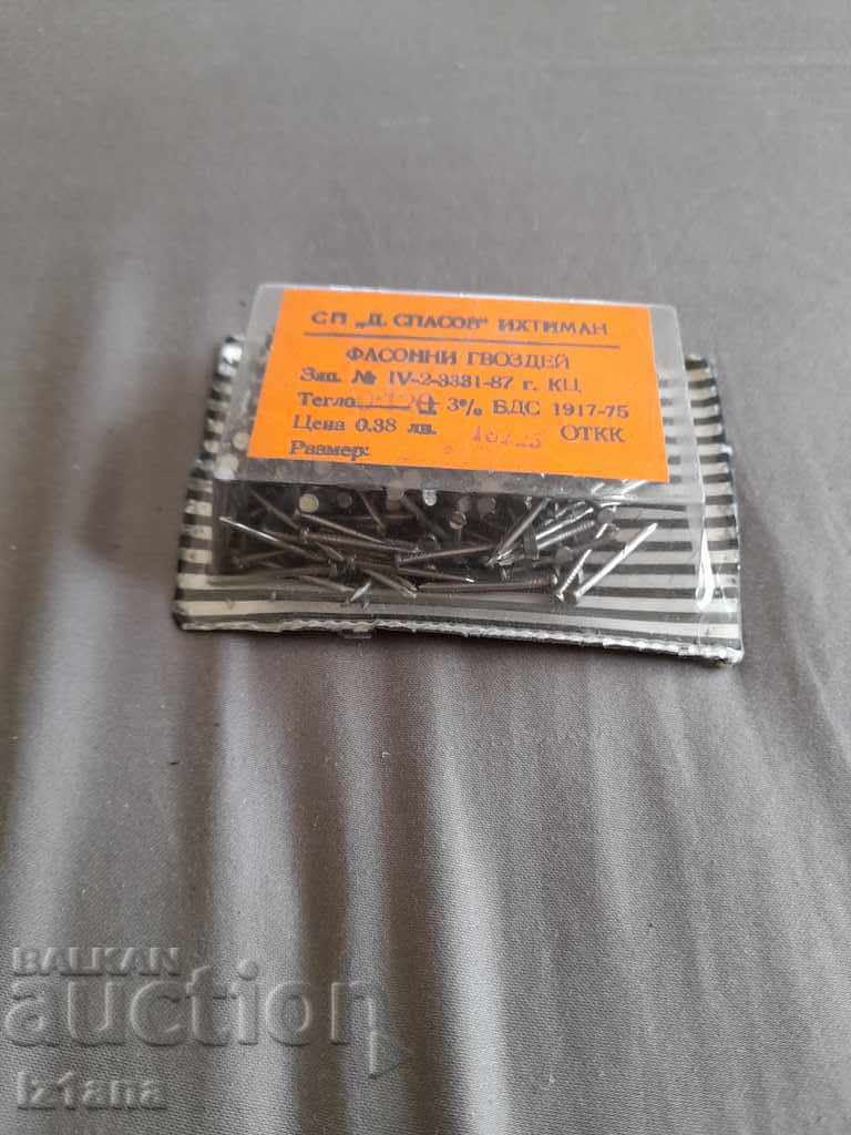Old packaging, shaped nails, nails Old packaging, shaped nails, nails