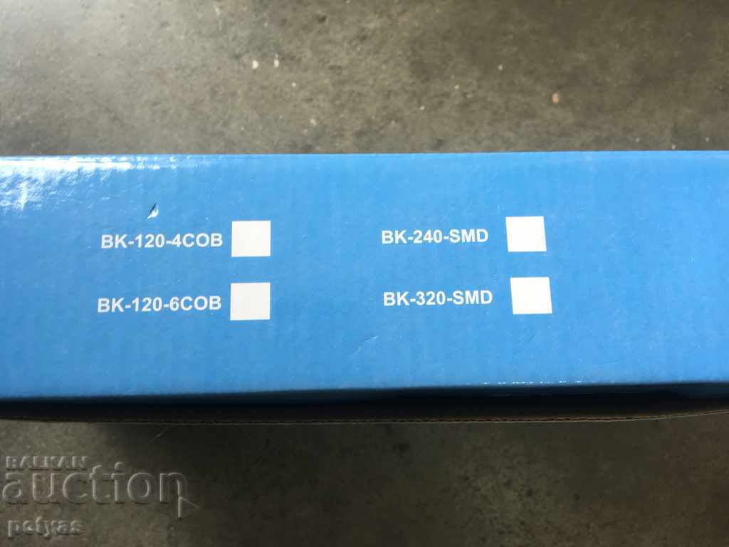 Licitație Lampă de perete solară cu senzor de mișcare și telecomandă Licitație Lampă de perete solară cu senzor de mișcare și telecomandă