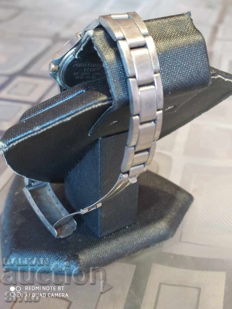 Athletic POLO CLUB watch with price 4.99 BGN | € 2.55 Athletic POLO CLUB watch with price 4.99 BGN | € 2.55