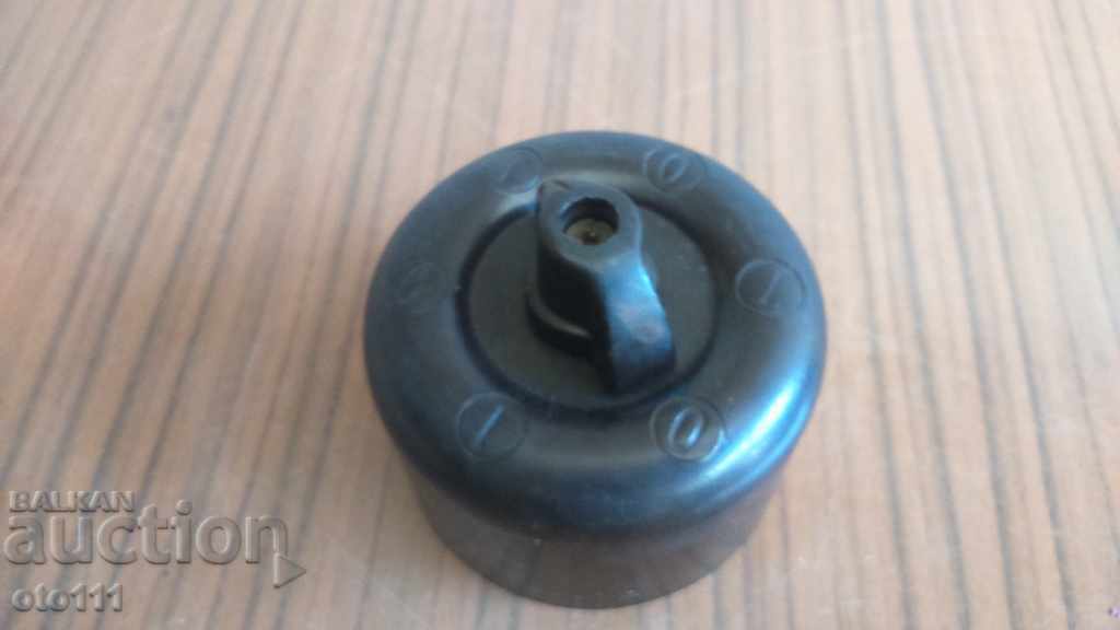 OLD BAKELITE ELECTRICAL WRENCH - D.R.P. - WW2