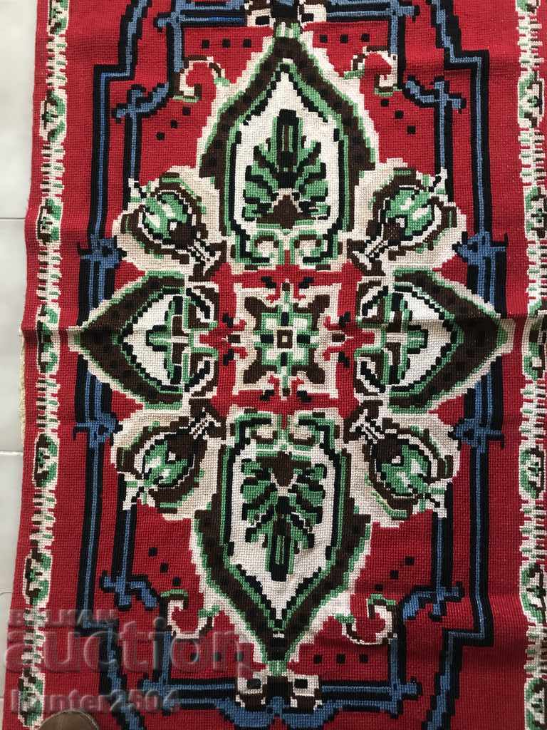 Кувьор,пътечка-140/70 см с цена € 45.95 | 89.87 лв.