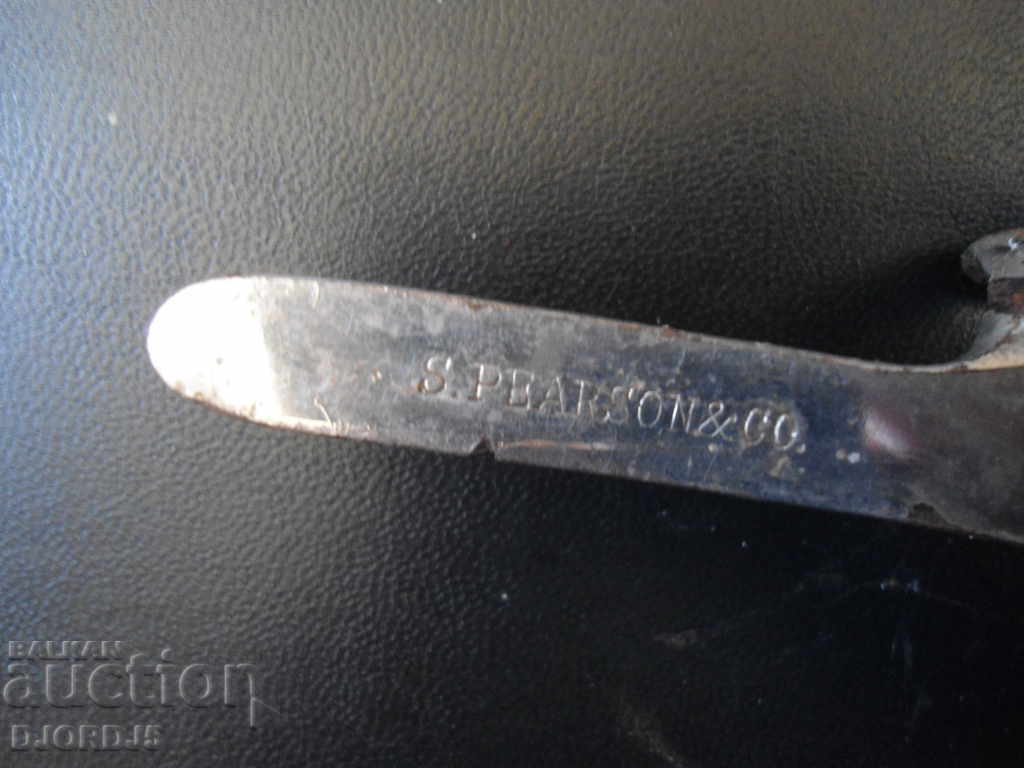 Delivery of Old hair clipper, S. PEARSON & CO Delivery of Old hair clipper, S. PEARSON & CO