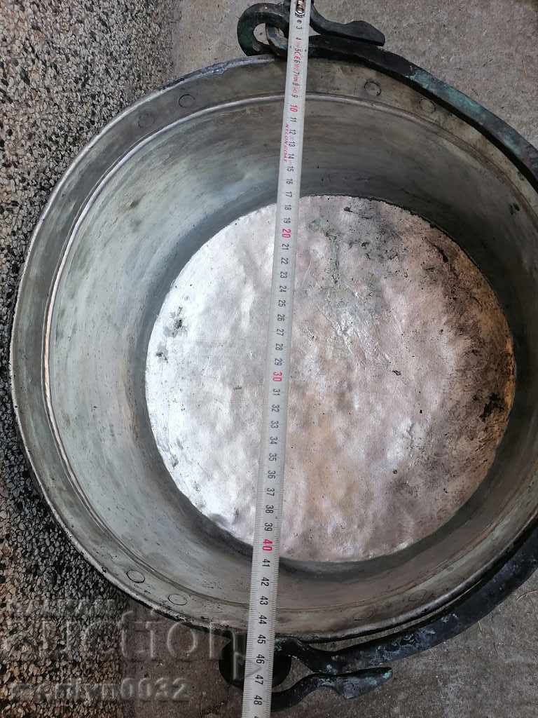 Old harania copper vessel large cauldron 7 kg copper peratnik - 7 Old harania copper vessel large cauldron 7 kg copper peratnik - 7