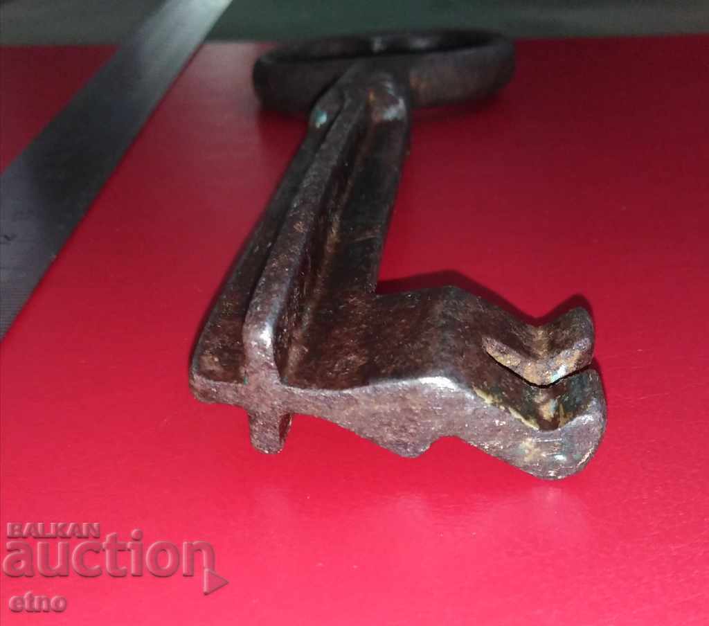 Auction AUTHENTIC CABIN OPENING THE GATEWAY Auction AUTHENTIC CABIN OPENING THE GATEWAY