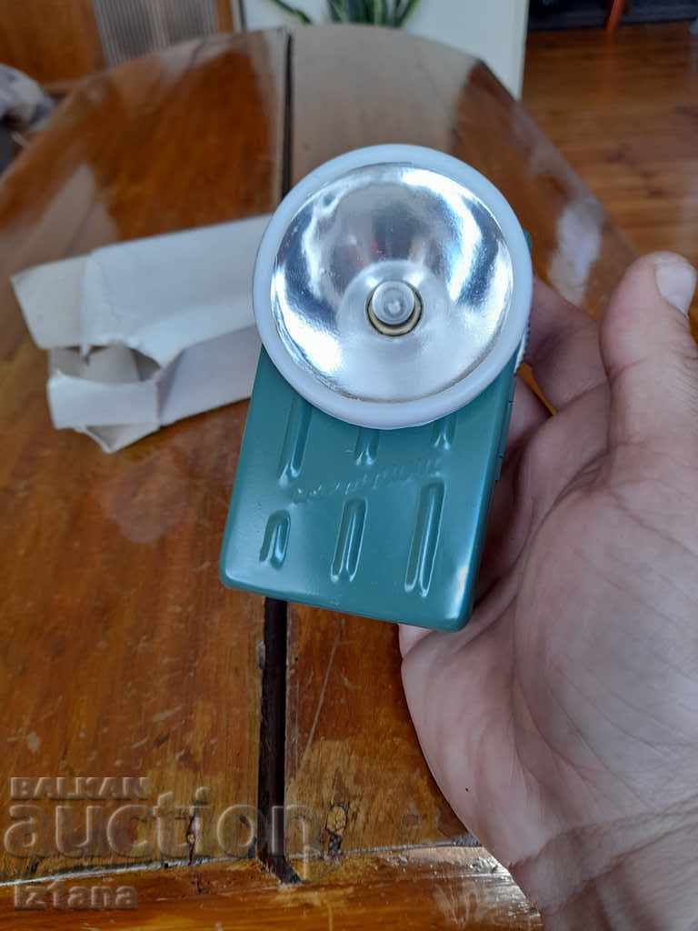 Auction Old Headlight Light Auction Old Headlight Light