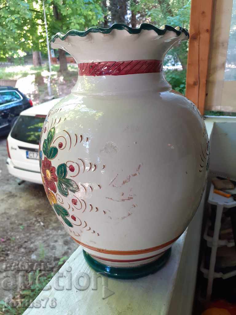 Delivery of Very beautiful old hand-painted ceramic vase - Italy
