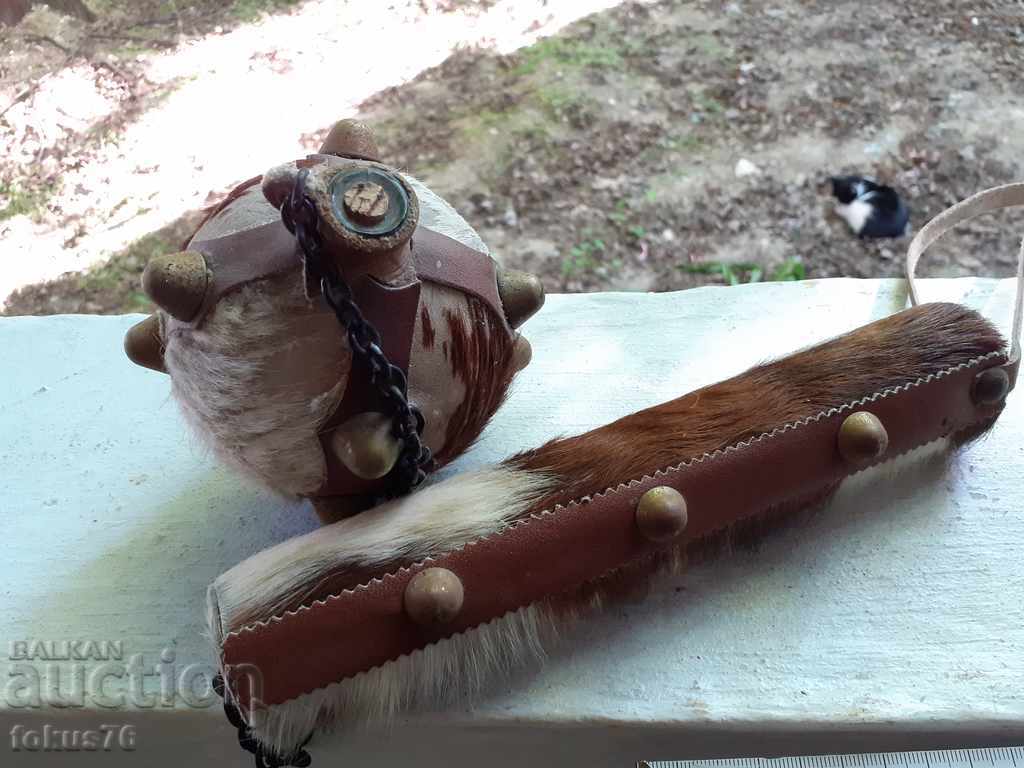 Interesting mace bottle leather - interior - 5