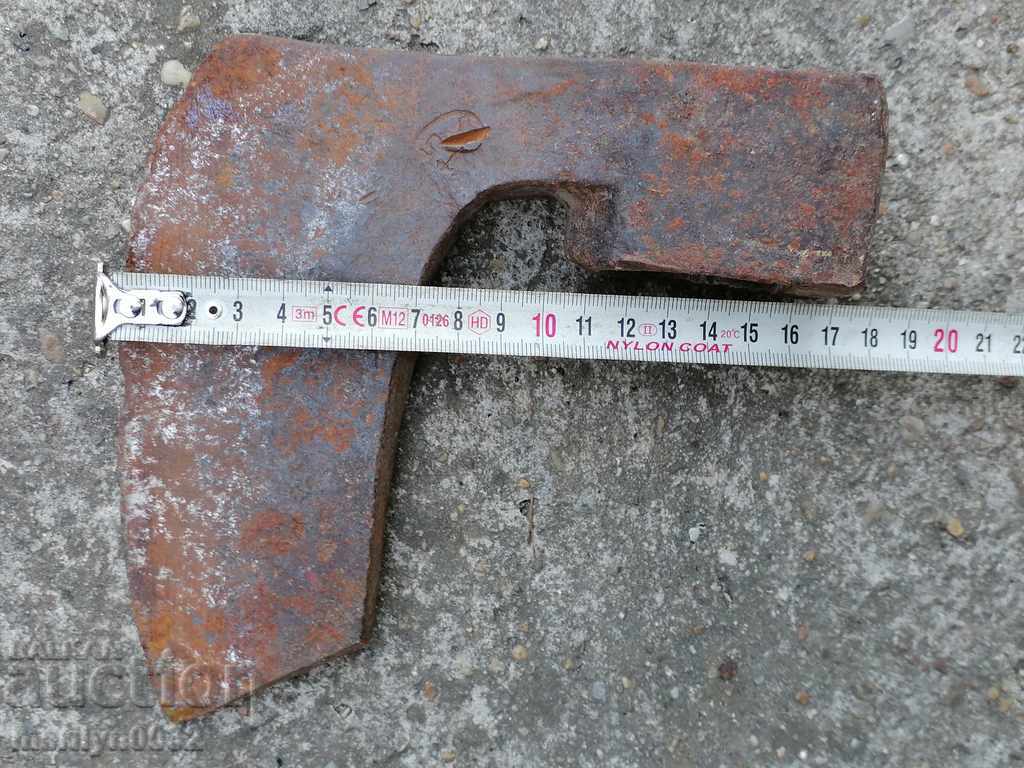 Стара брадва топор инструмент  ковано желязо - 5