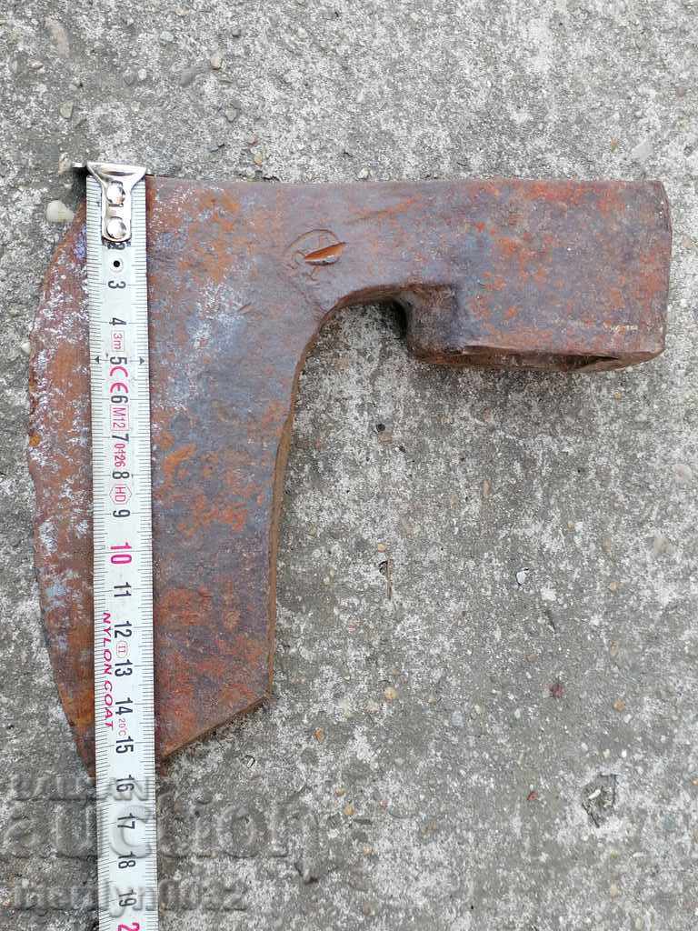 Стара брадва топор инструмент  ковано желязо - 6