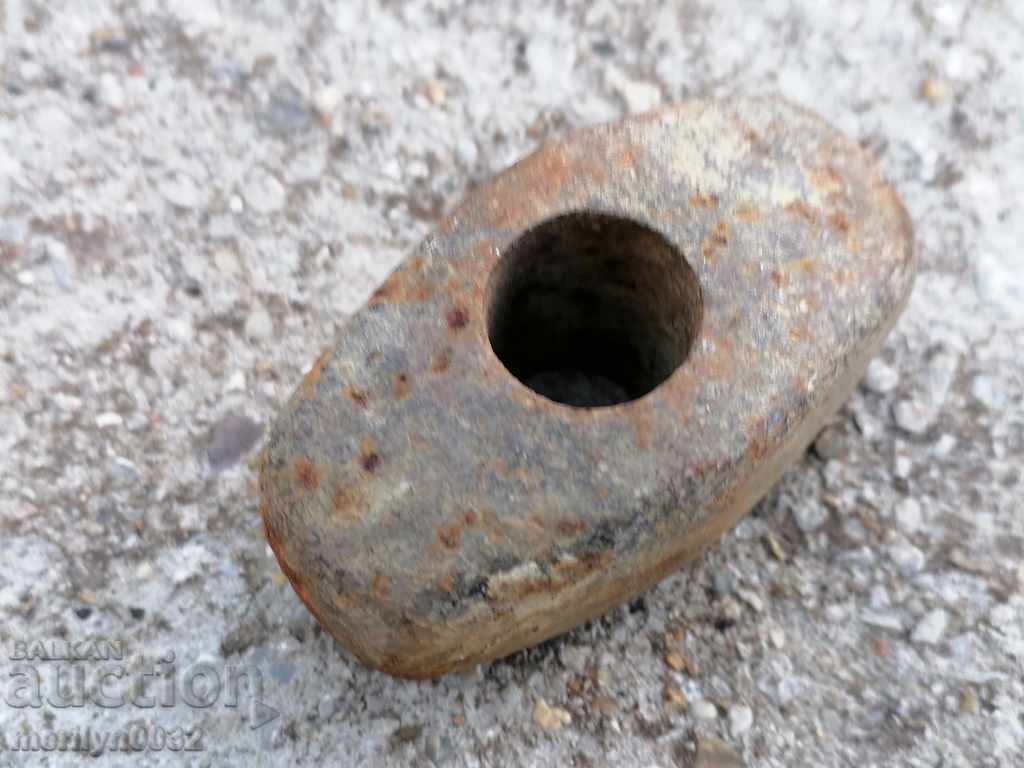 Auction An old stone hammer, a tool, a kink Auction An old stone hammer, a tool, a kink