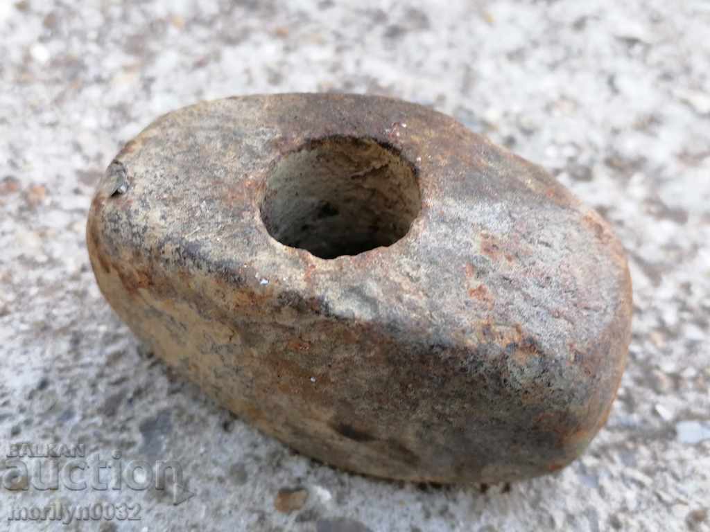 An old stone hammer, a tool, a kink - 7 An old stone hammer, a tool, a kink - 7