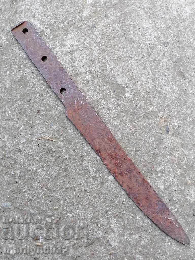 Auction An old knife without a rug blade rust Auction An old knife without a rug blade rust