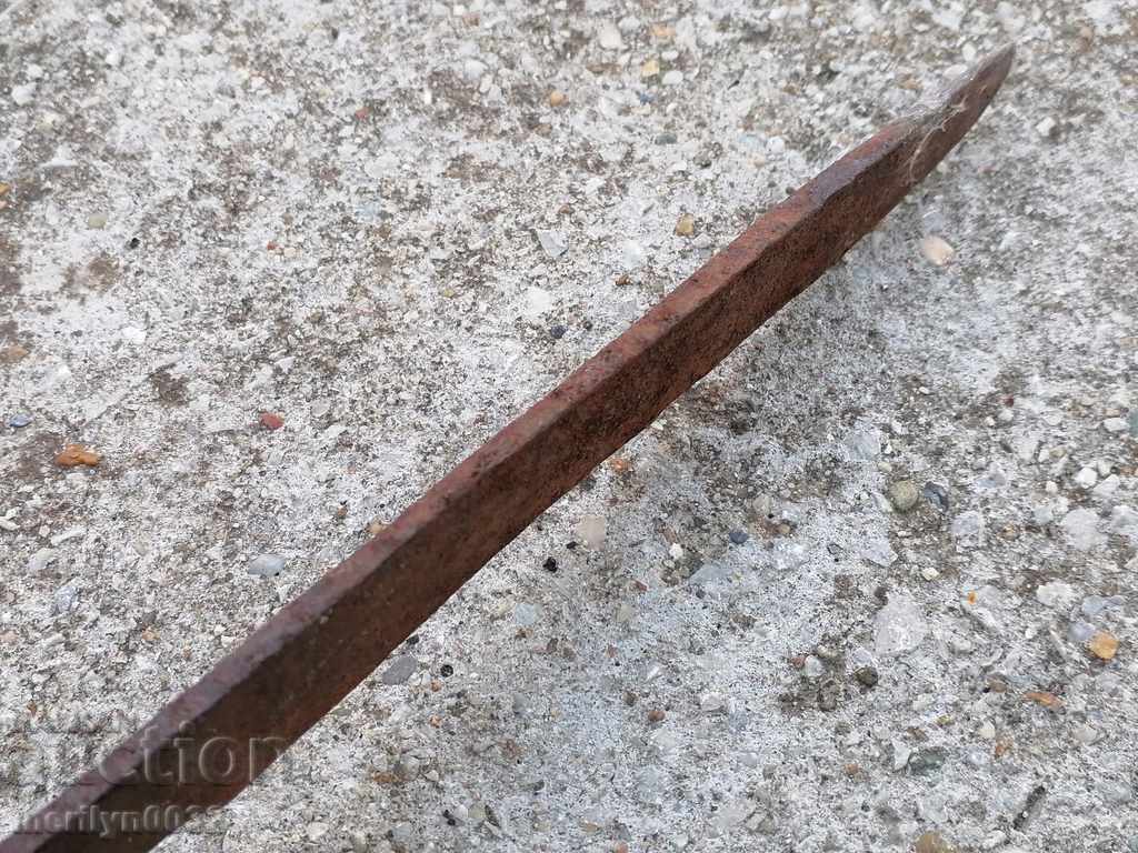 An old knife without a rug blade rust - 6 An old knife without a rug blade rust - 6