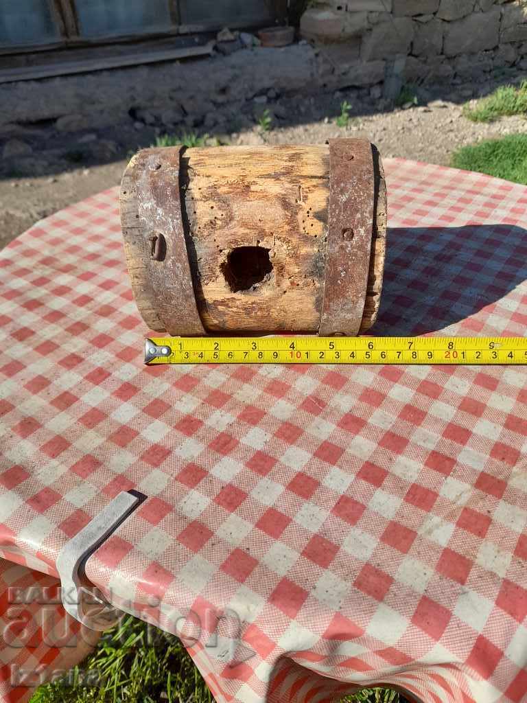 Παλιό Ξύλινο Σφυρί με τιμή 33.00 BGN | € 16.87