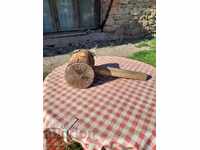 Ciocan de lemn vechi