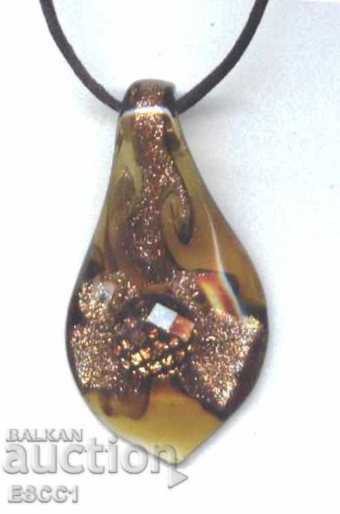 Sticlă de Murano și pandantiv glazură pentru un colier