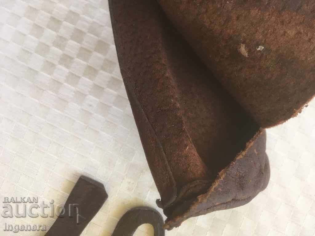 HAMMER 2 PCS STRAIGHT AND FORGED IN LEATHER CASE OLD TOOLS with price 45.00 BGN | € 23.01 HAMMER 2 PCS STRAIGHT AND FORGED IN LEATHER CASE OLD TOOLS with price 45.00 BGN | € 23.01