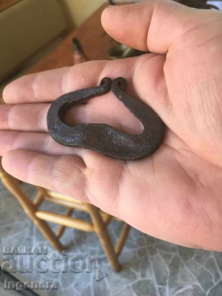 Delivery of HAMMER 2 PCS STRAIGHT AND FORGED IN LEATHER CASE OLD TOOLS Delivery of HAMMER 2 PCS STRAIGHT AND FORGED IN LEATHER CASE OLD TOOLS