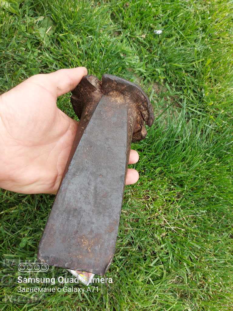 Auction WEDGE - 4 KILOS Auction WEDGE - 4 KILOS