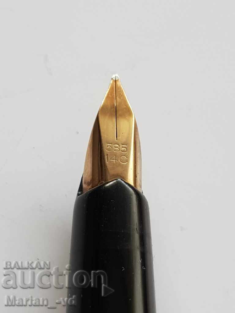 Stilou Pelikan Pelikan cu stilou de aur de 14 carate cu preț 150.00 BGN | € 76.69