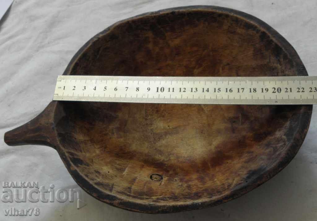 Livrarea Micul lighean de lemn