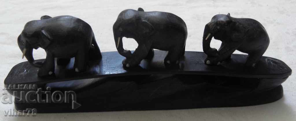 Auction OLD ELEPHANT FIGURES Auction OLD ELEPHANT FIGURES