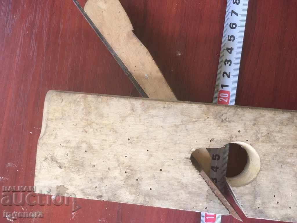 Delivery of GRINDER CARPENTRY TAILOR CLOSE WITH KNIFE