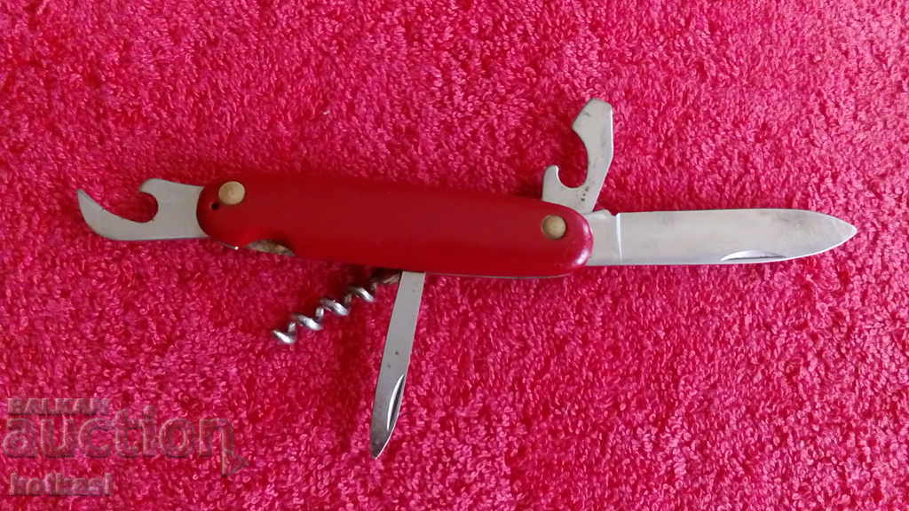 An old pocket knife - 5 An old pocket knife - 5